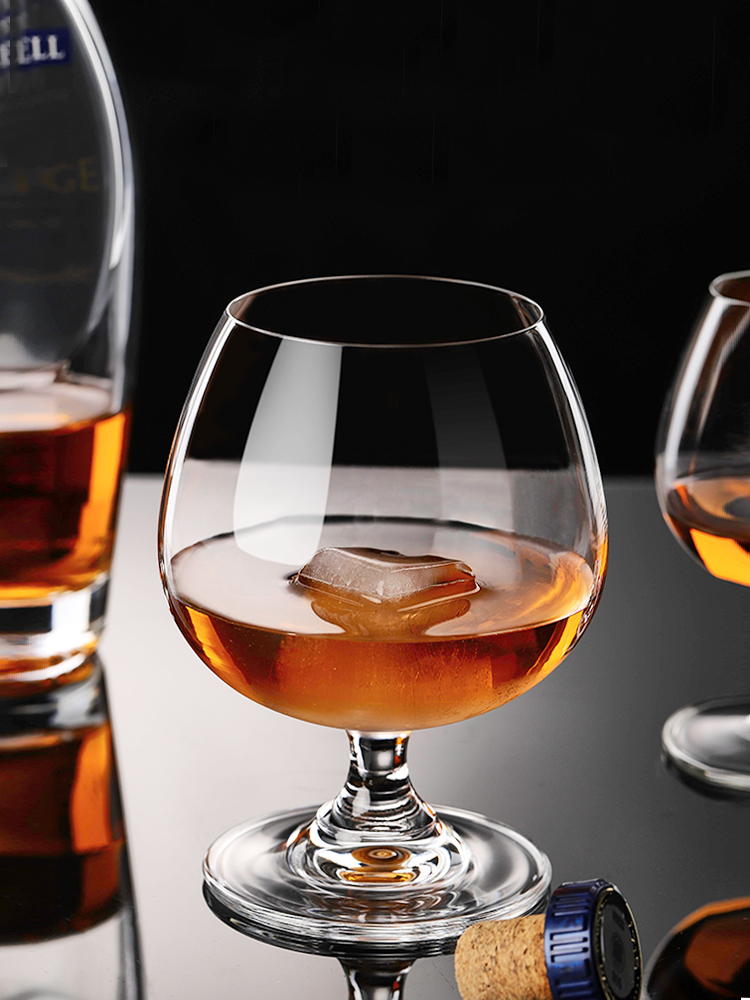 Elegante Set di Bicchieri in C - Wine Glass Set Crystal recensione e prezzo